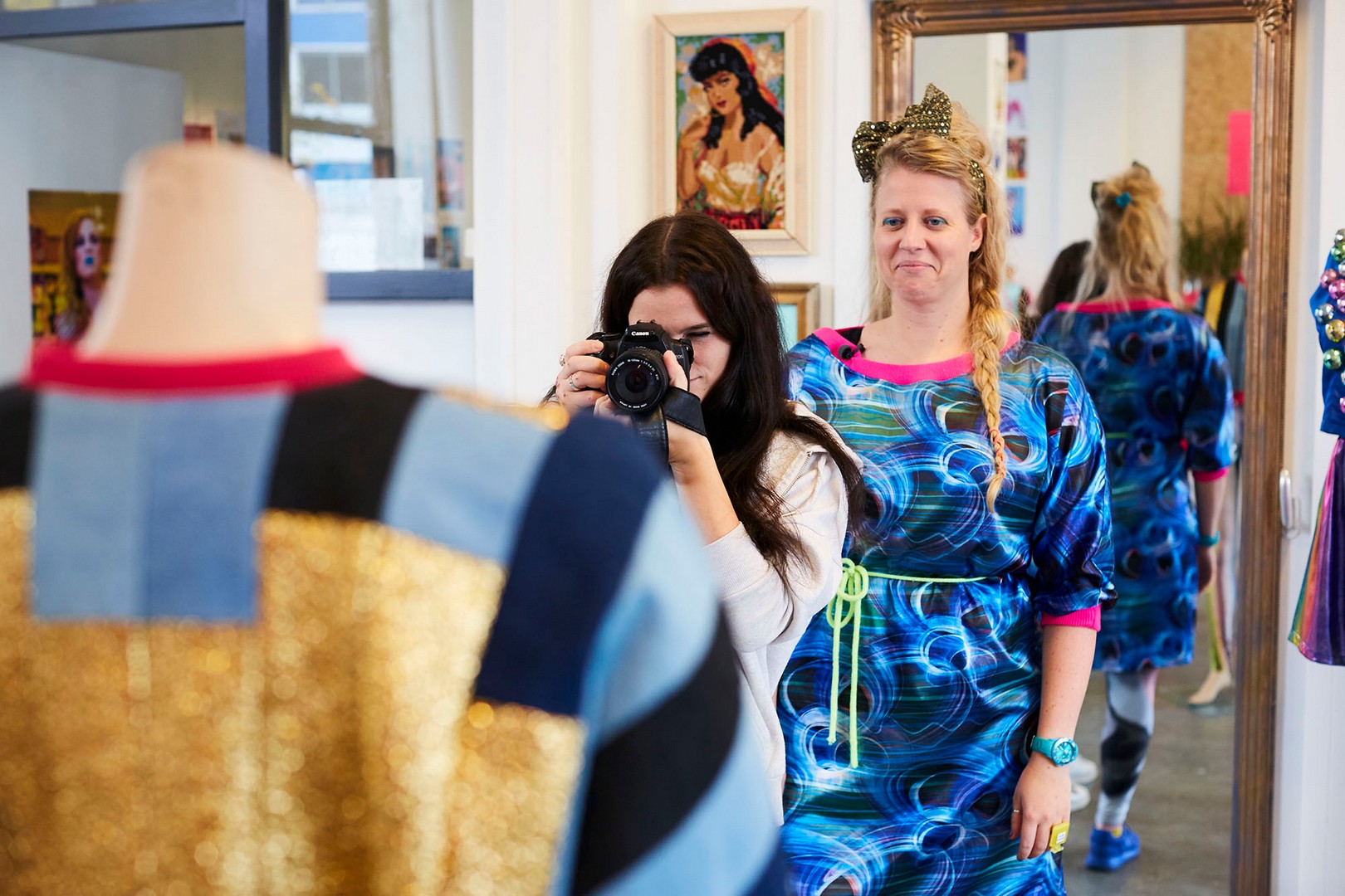 Afbeelding Assistant fashion tailor