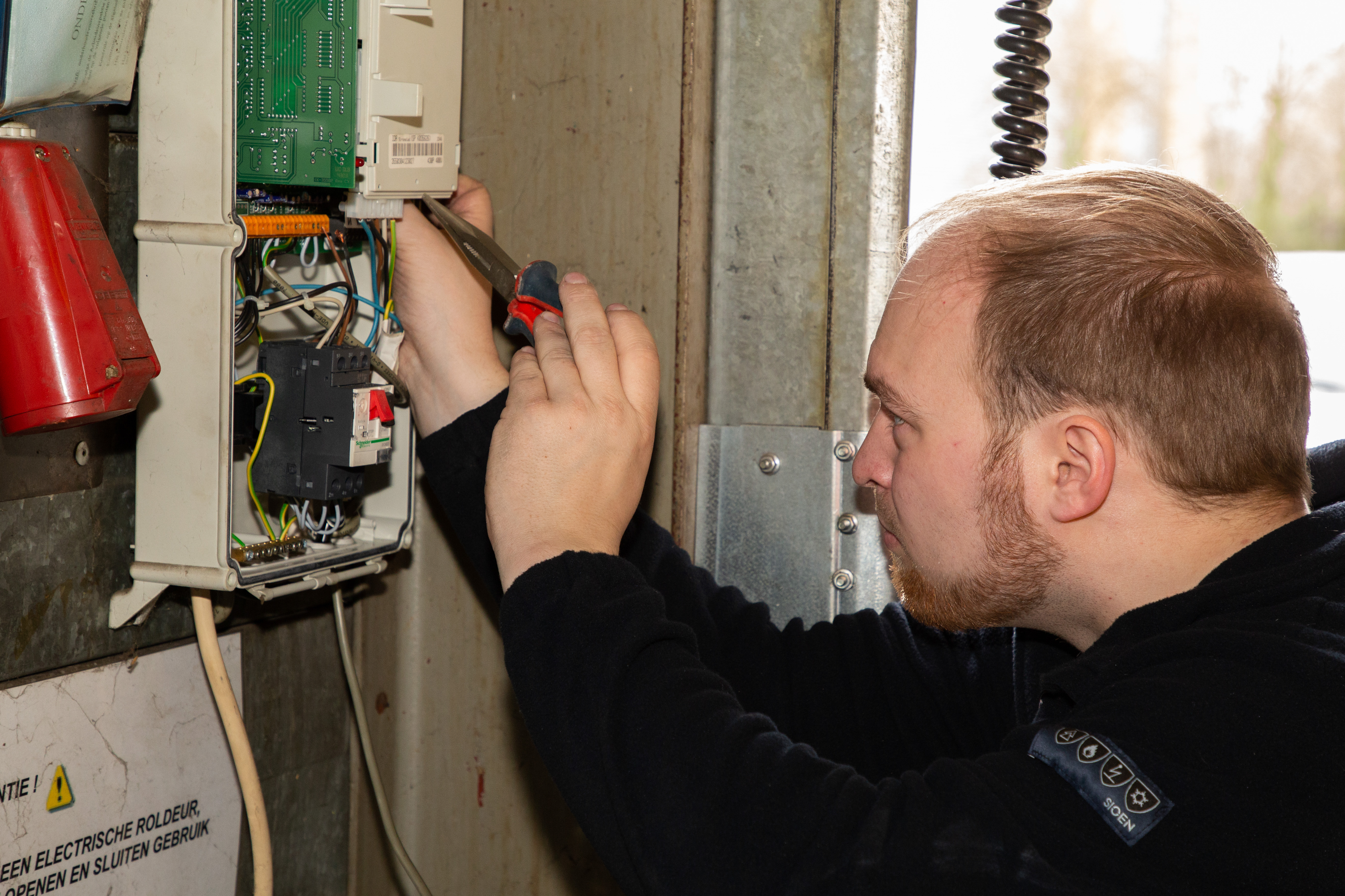 Afbeelding Eerste monteur elektrotechnische installaties woning en utiliteit